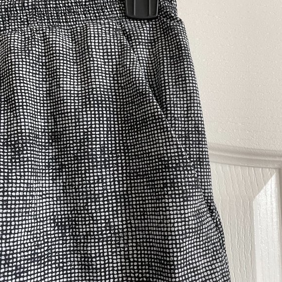 Womens Activewear Performance Swim Shorts Size S/M - Picture 2 of 3